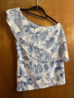 White House Black Market One-Shoulder Floral Ruffle Crop Top in Blue and White